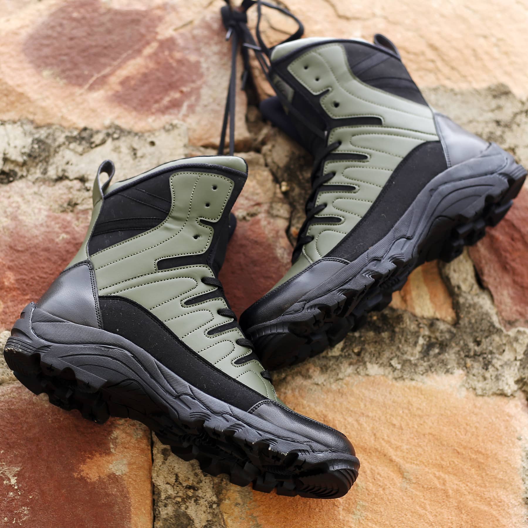 Flame ADVENTURE BOOTS