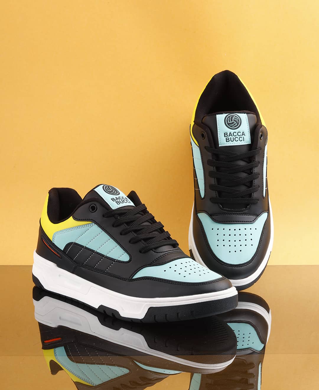 Downtown Dynamo LOW-TOP SNEAKERS