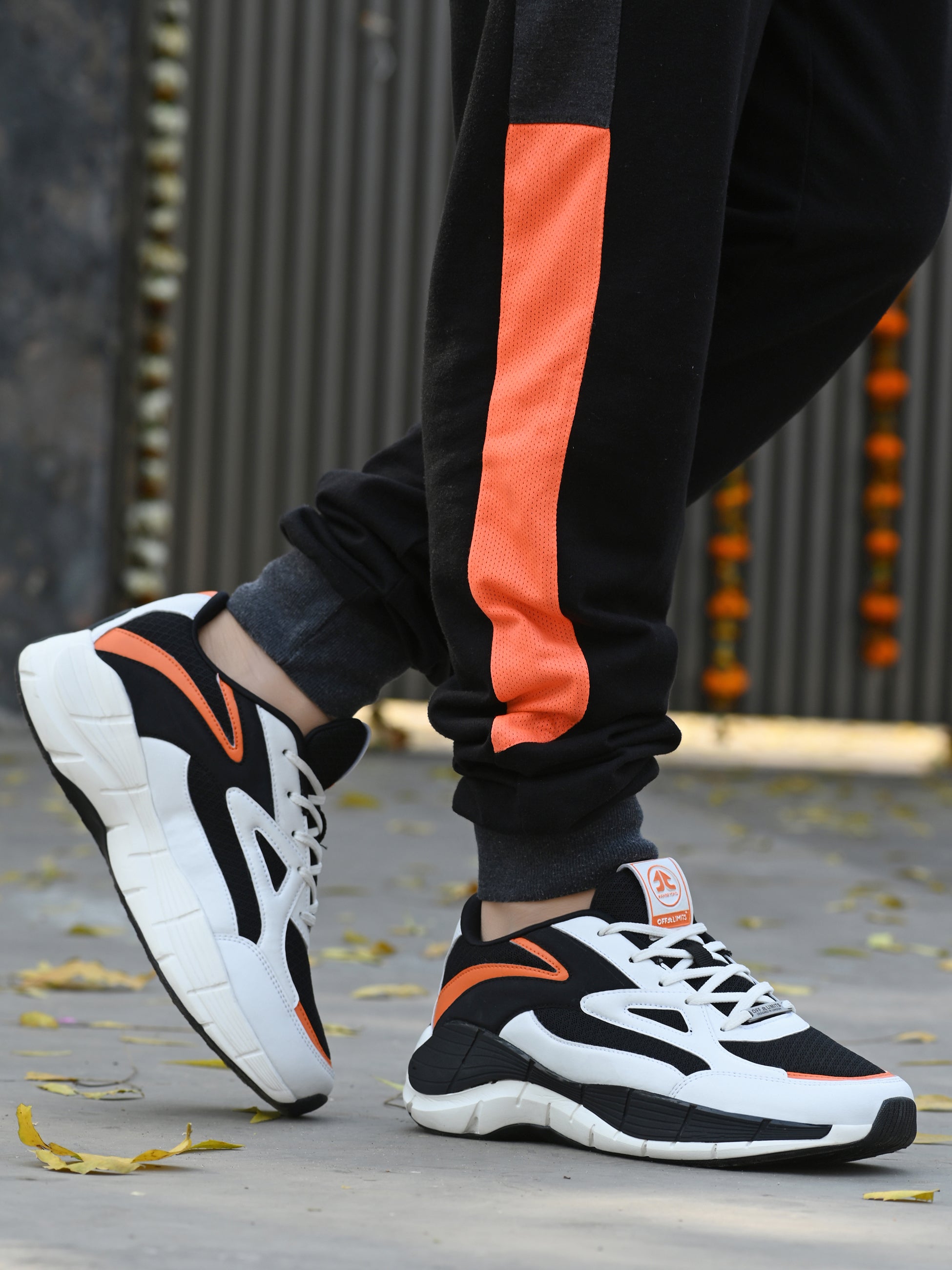 HECTOR - WHITE/BLACK/ORANGE